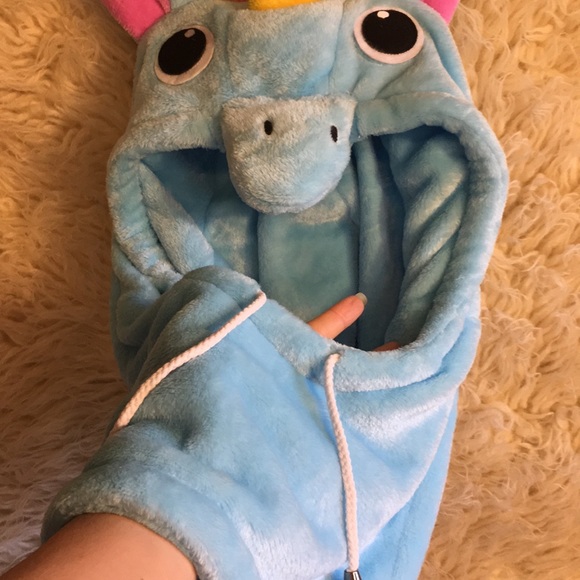 NWOT Unicorn Animal Hood One Size - Picture 4 of 5